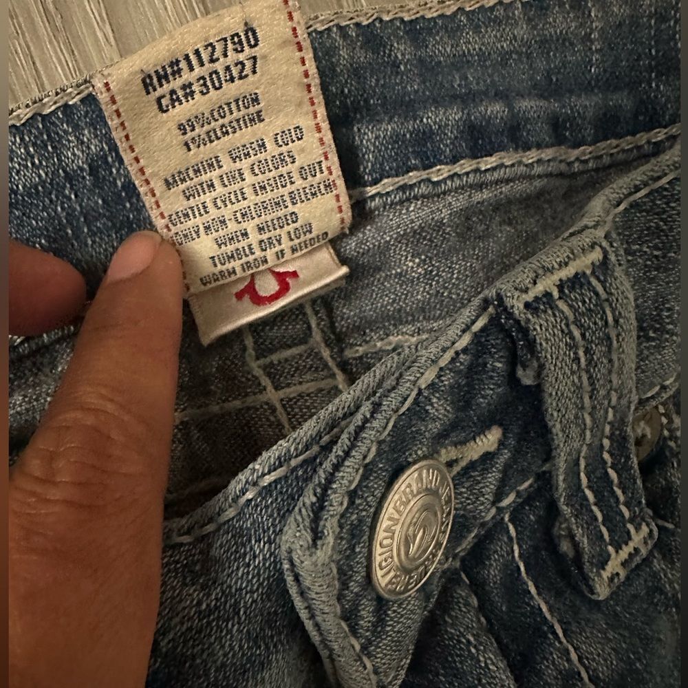 True Religion size 27 - Picture 4 of 5